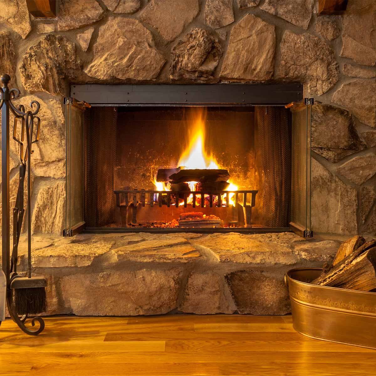 FIREPLACE CLEANER 02